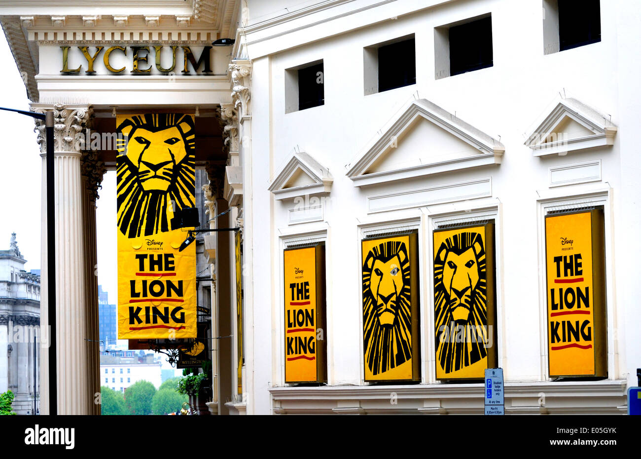 Londres, Angleterre, Royaume-Uni. Le Roi Lion, la comédie musicale, au Lyceum Theatre dans le West End Banque D'Images