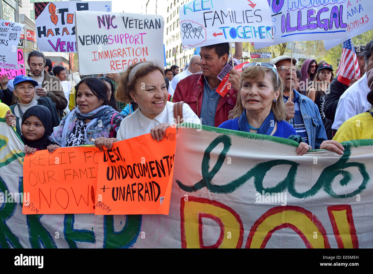 Des manifestants lors du premier mai à Union Square Park à Manhattan, New York City. Banque D'Images