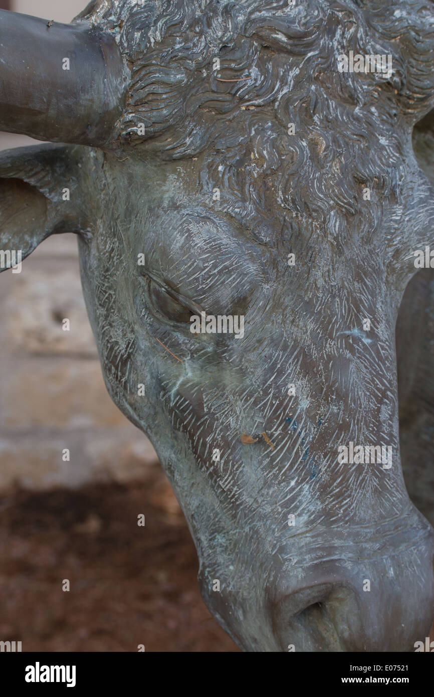 Sculpture Cow Head closeup Banque D'Images