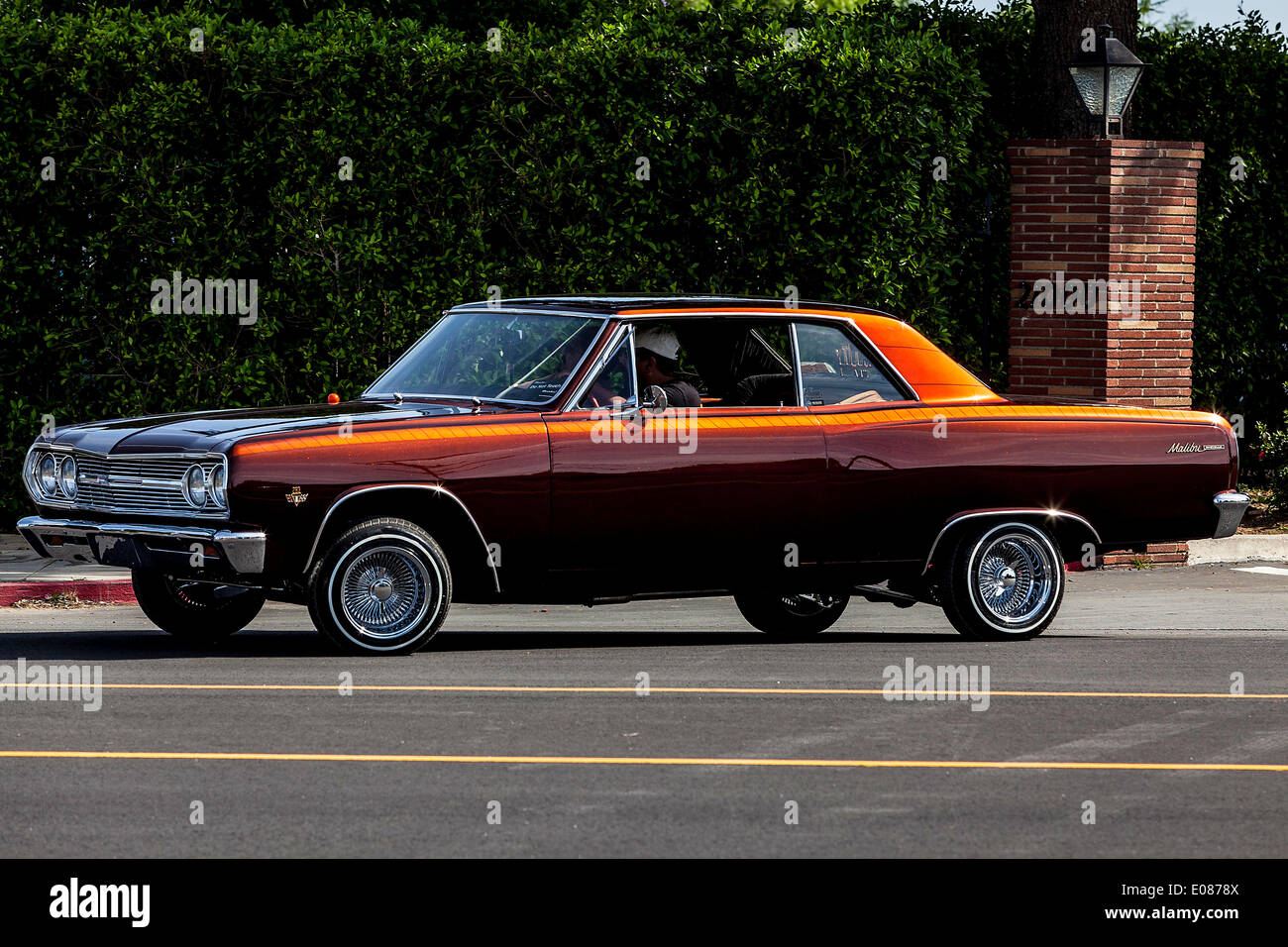 Une Chevrolet Malibu 1965 Chevelle low rider avec suspension hydraulique Banque D'Images