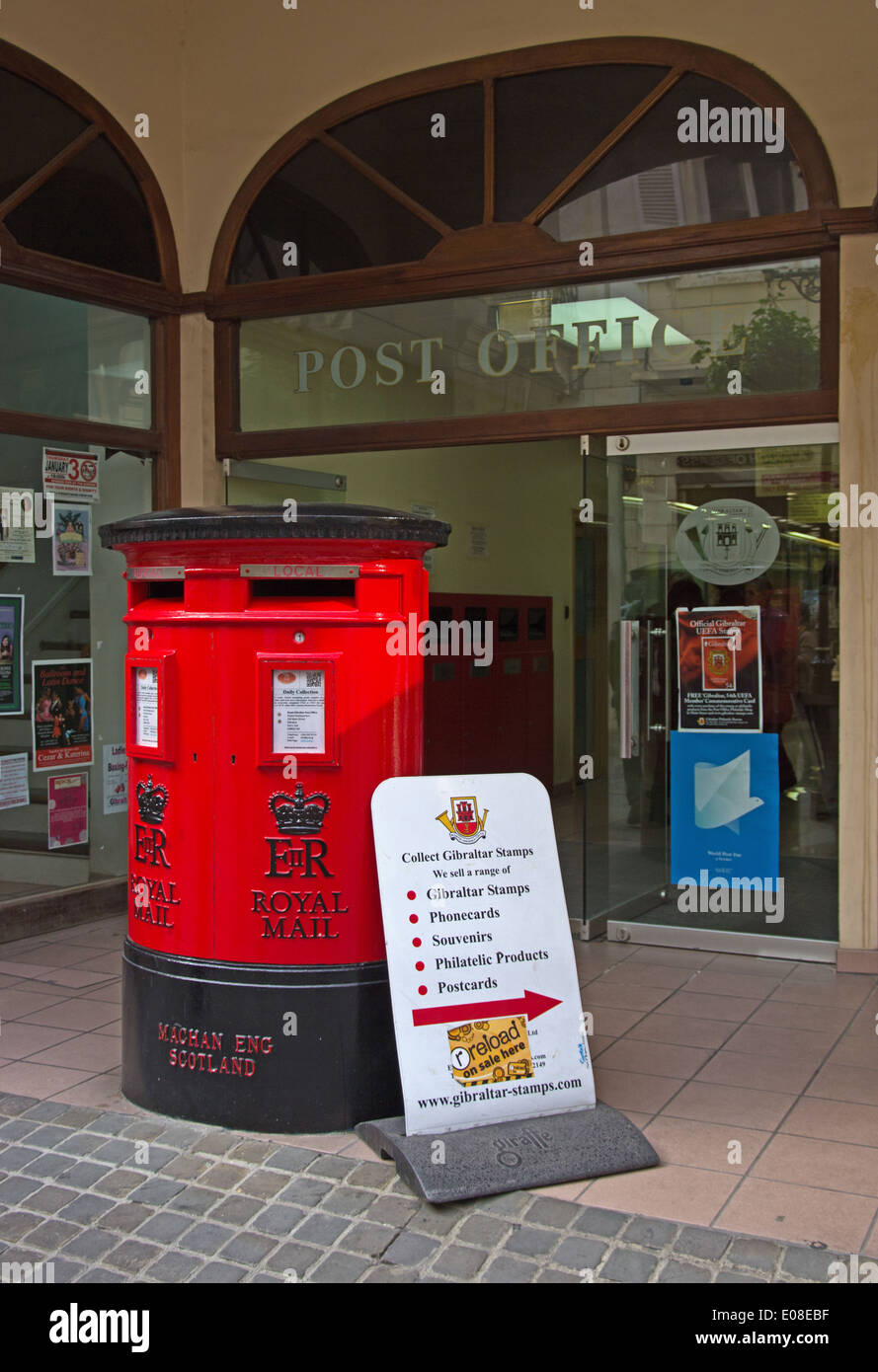 Bureau de poste principal, avec postbox en dehors, Gibraltar Banque D'Images