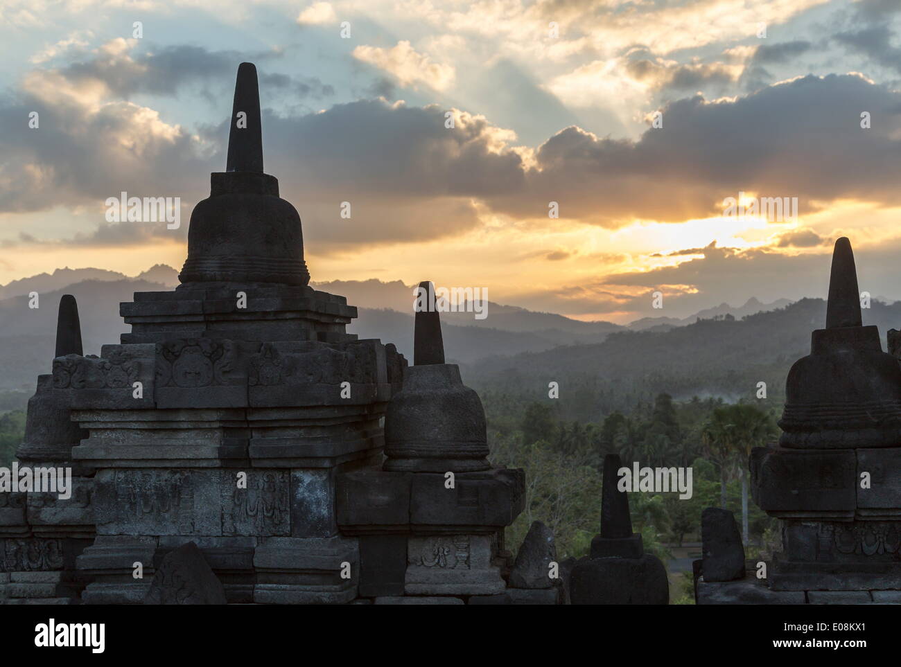 Temple bouddhiste de Borobudur, UNESCO World Heritage Site, Java, Indonésie, Asie du Sud, Asie Banque D'Images