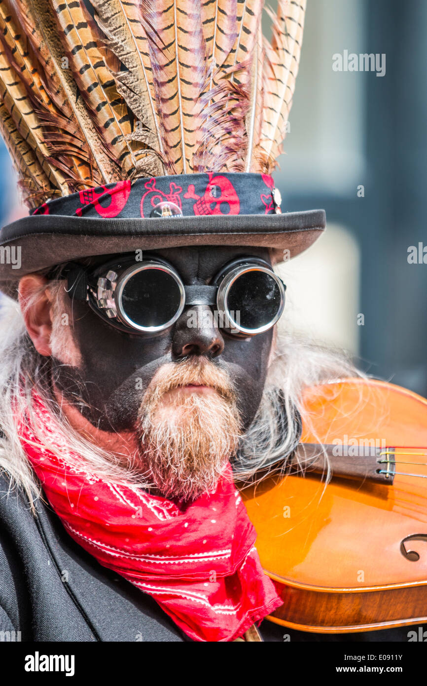 Face noire Style Bordure Morris Homme à Rochester Festival annuels Banque D'Images