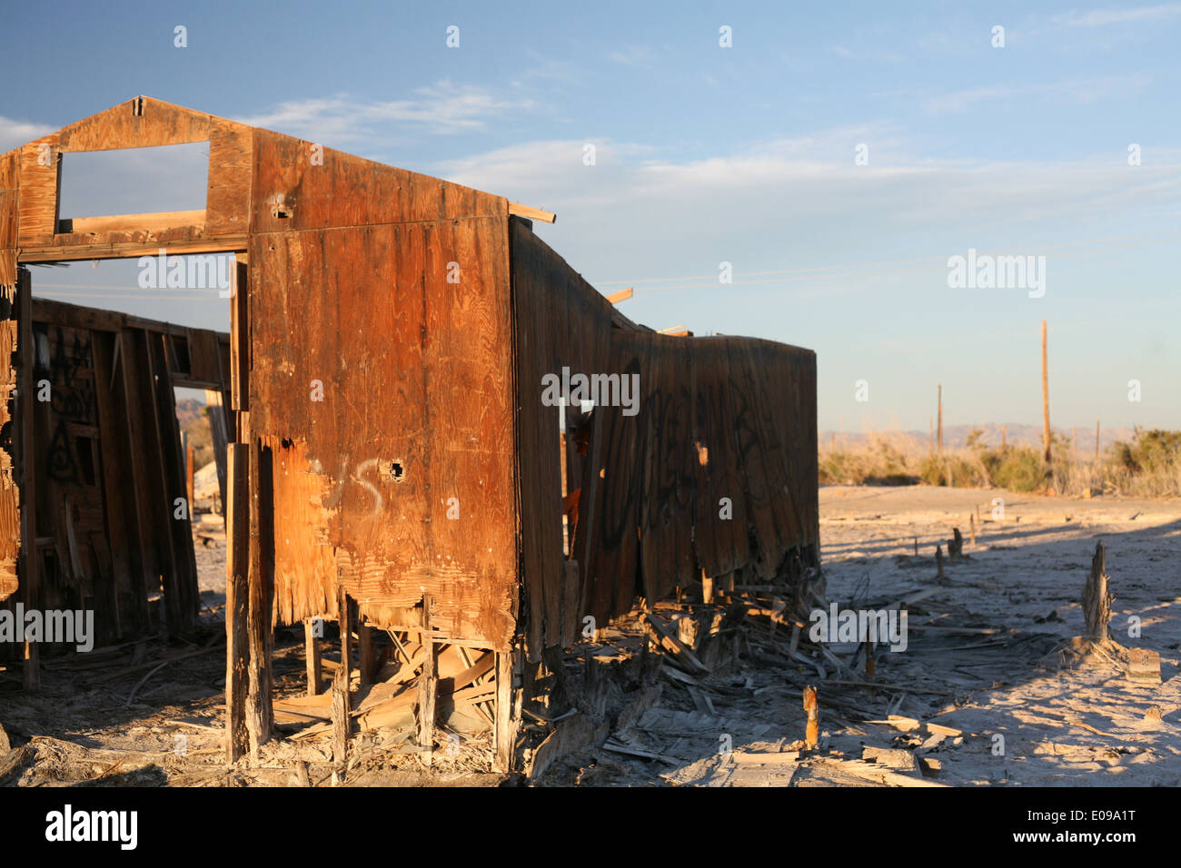 Une structure en décomposition et abandonnés à la mer de Salton Banque D'Images