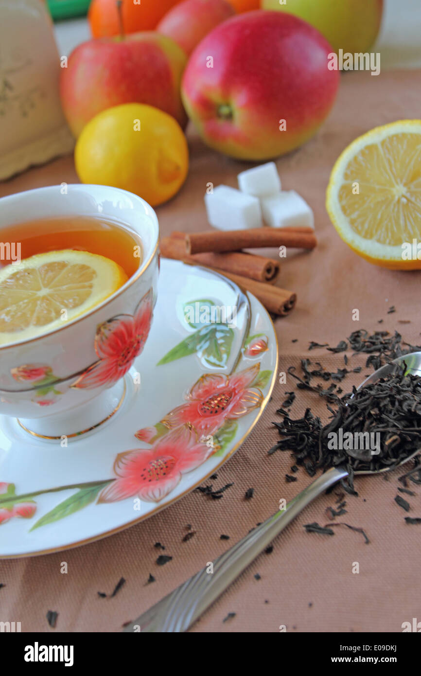 Tasse de thé au citron Banque D'Images
