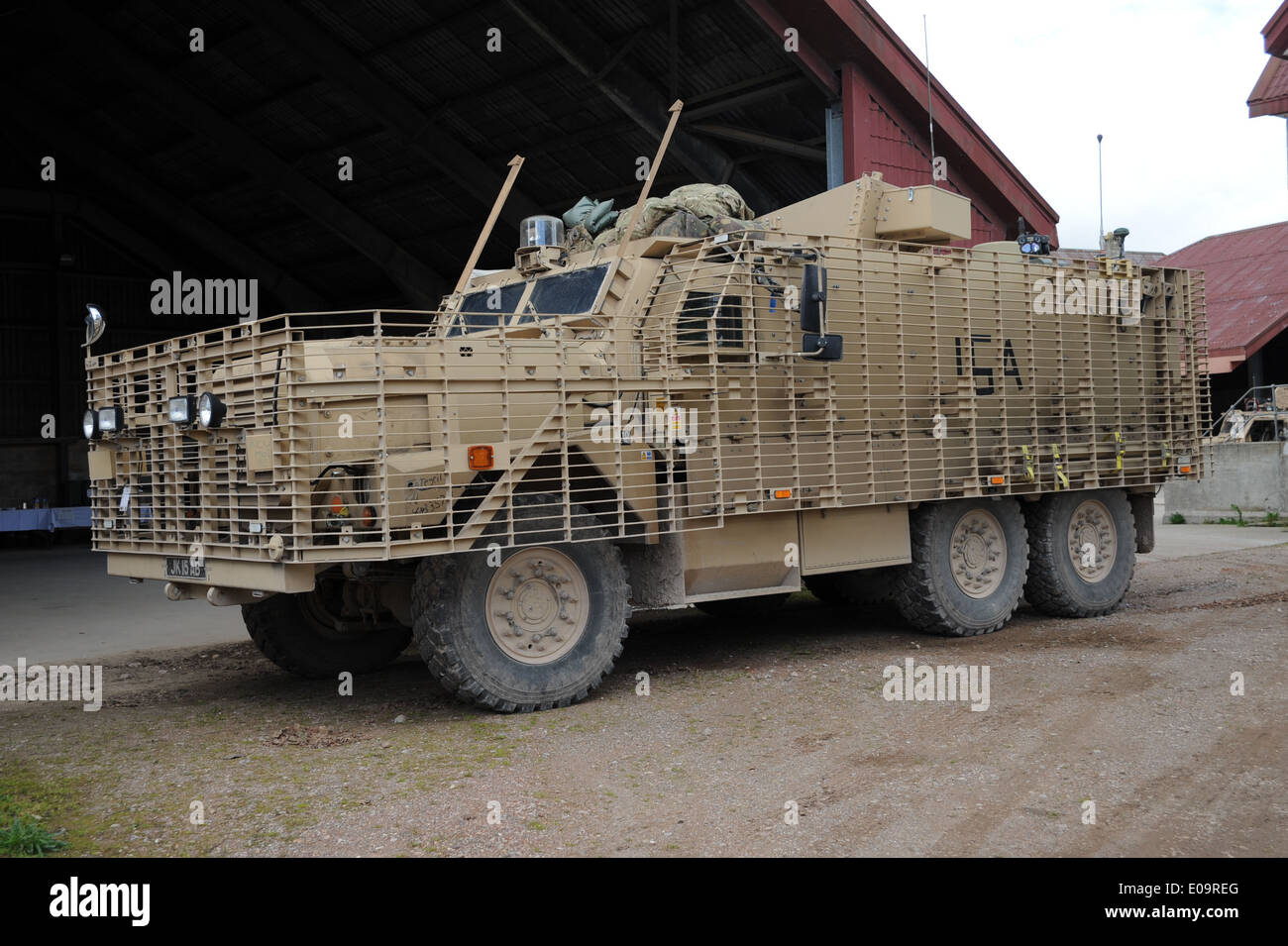 Mastiff est un blindé lourdement, 6 x 6-roues motrices du véhicule de patrouille qui transporte huit personnes, plus deux membres de l'équipage. Il est en ce moment à i Banque D'Images