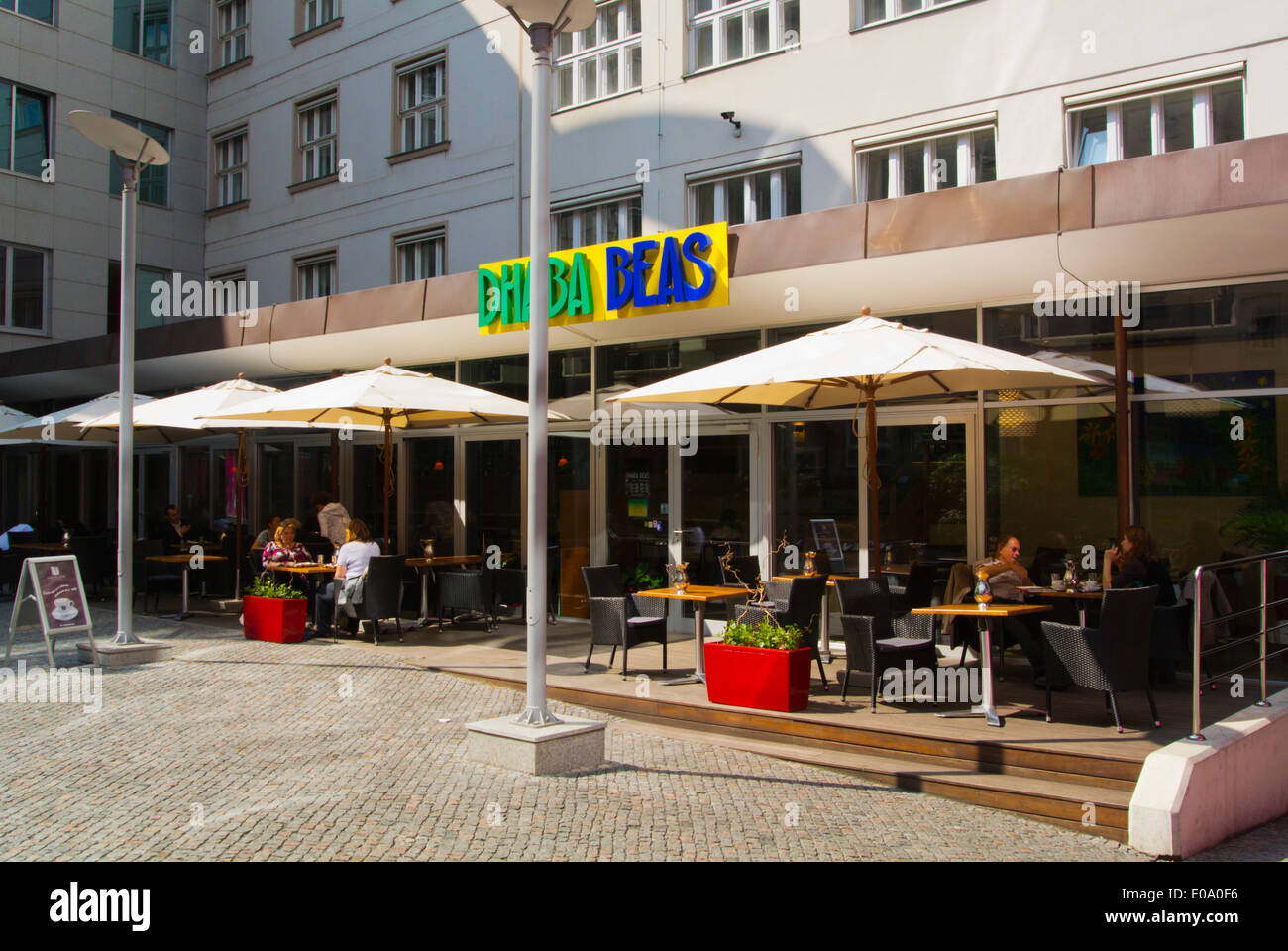 Le style indien Beas Dhaba Restaurant végétarien en libre service, new town, Prague, République Tchèque, Europe Banque D'Images