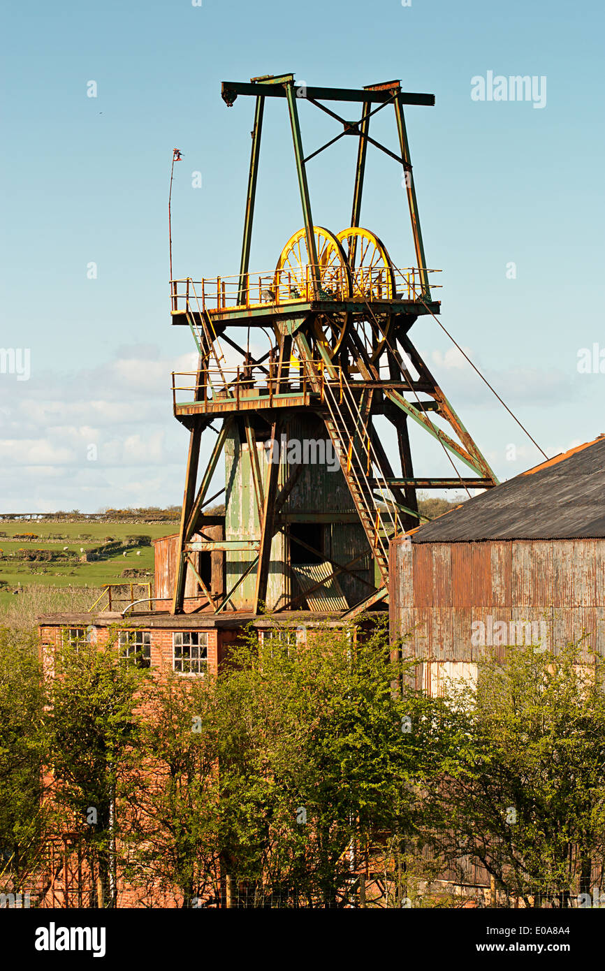 Tête de puits de mine ou de liquidation iconique des chantiers de mine Banque D'Images