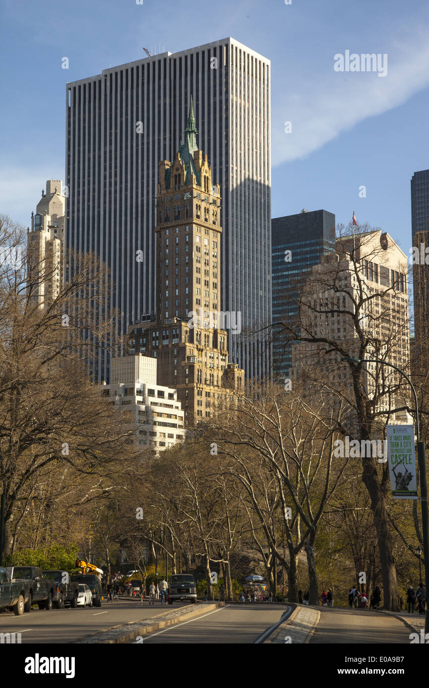 Printemps dans Central Park près de la 5e Avenue et Central Park South (59th St.) Banque D'Images