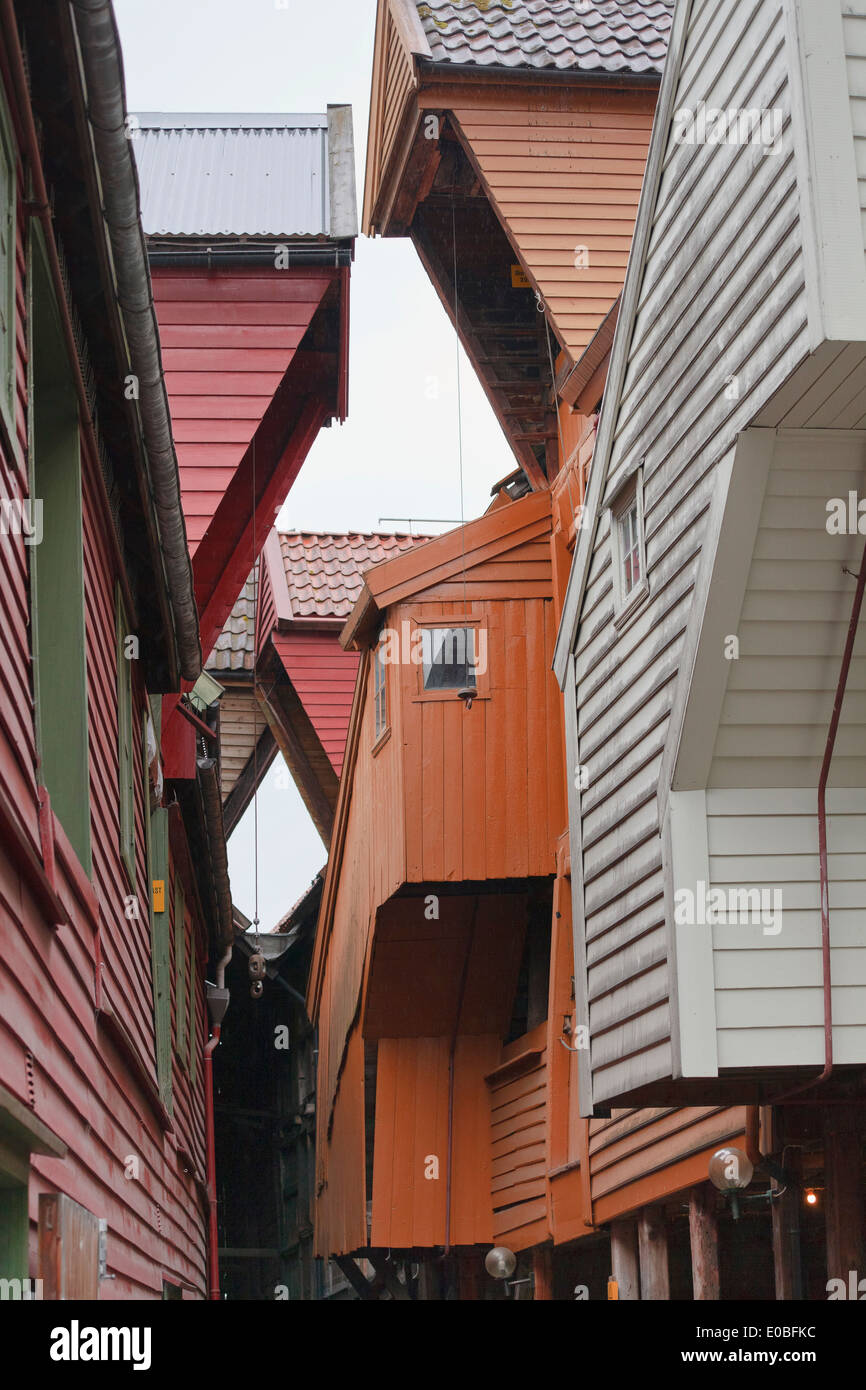 Les bâtiments traditionnels en bois à Bergen, Norvège Banque D'Images