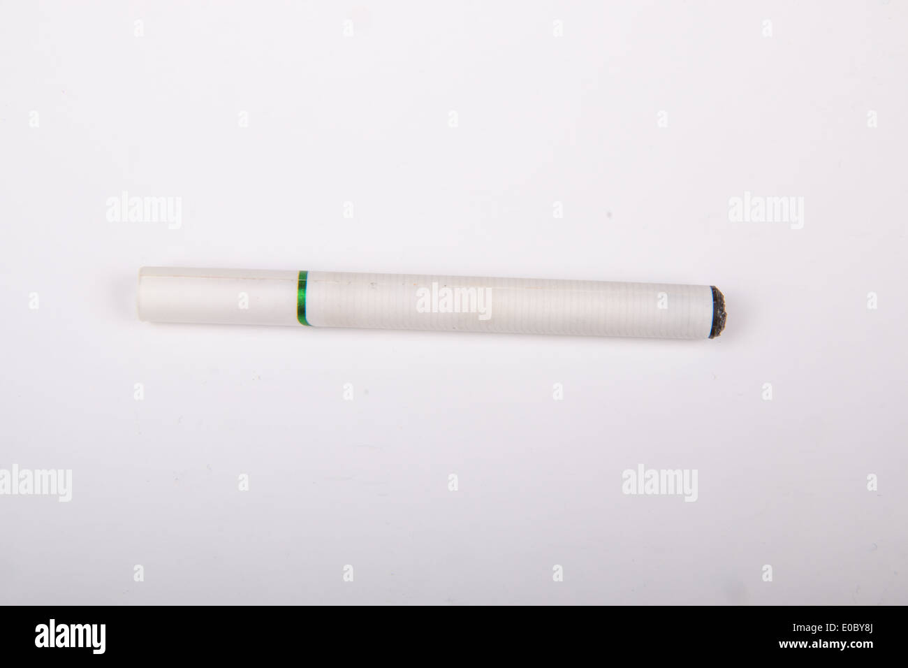 elfbar nachfüll pod läuft aus Cigarette électronique jetable Banque de photographies et d'images à haute  résolution