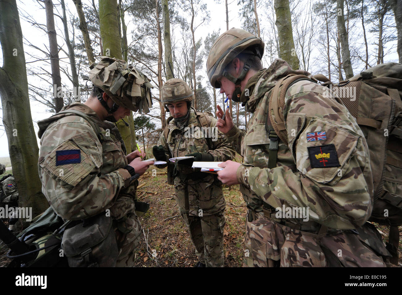 La famille de radios tactiques BOWMAN fournit l'armée britannique avec HF, VHF et UHF communications voix et données à partir de la formation Banque D'Images