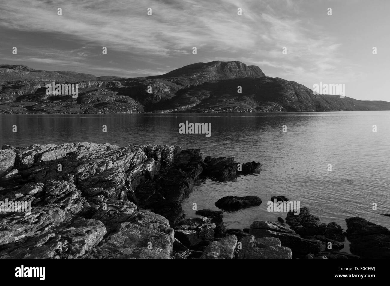 Côte au Rubha Cadail sur le Loch Broom Banque D'Images