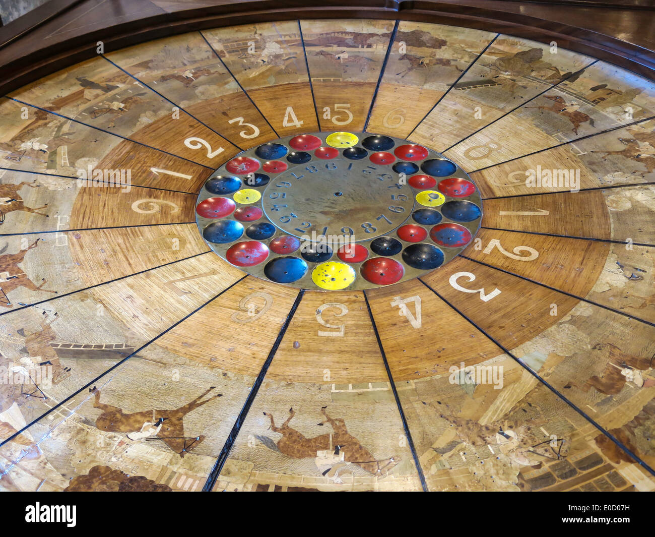 Table de jeu français dans Elizabeth Street Gallery, NoLita, NYC, USA Banque D'Images