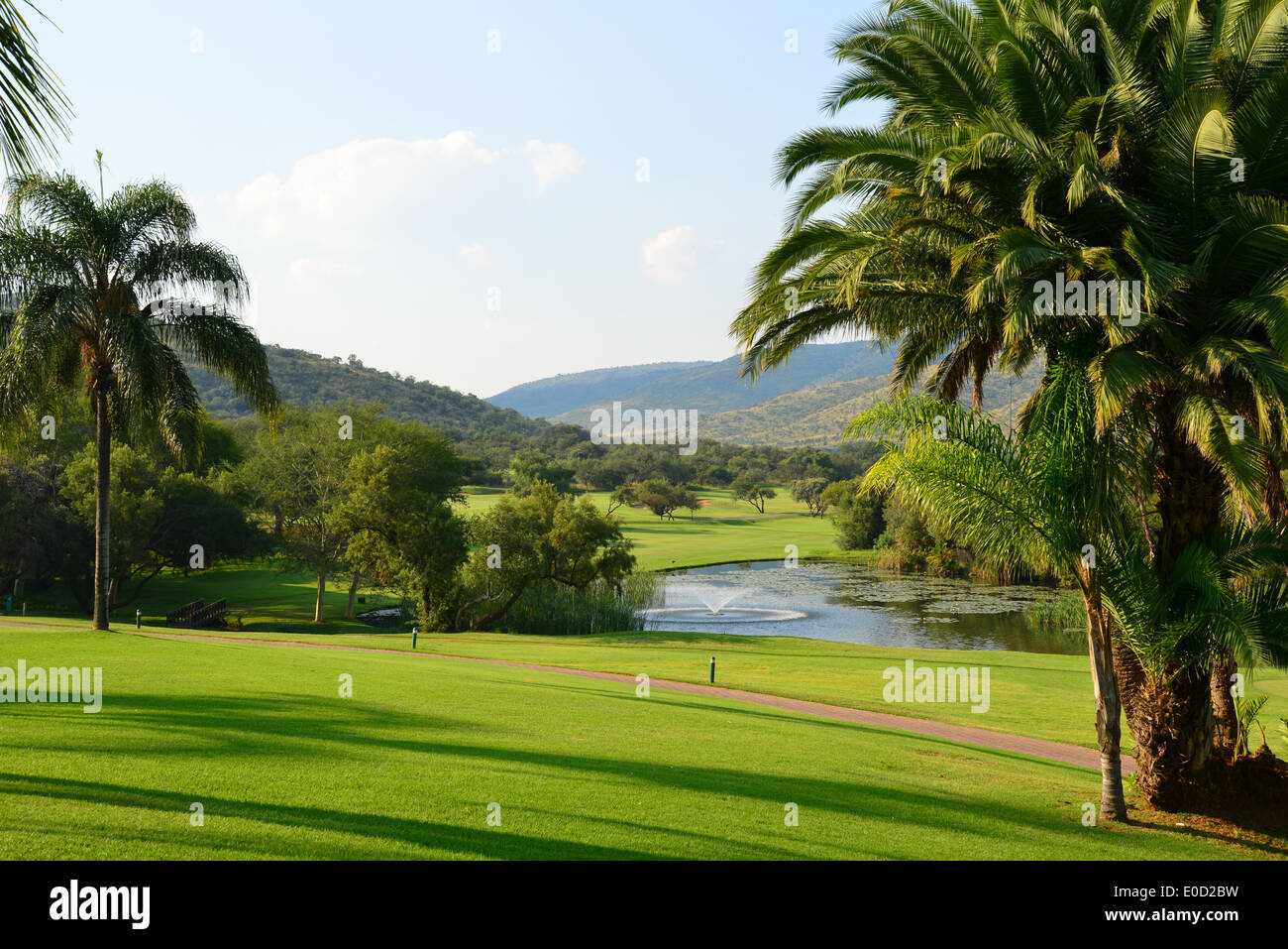 Gary Player Country Club Golf Course, Sun City Holiday Resort, Pilanesberg, Province du Nord Ouest de la République d Afrique du Sud Banque D'Images
