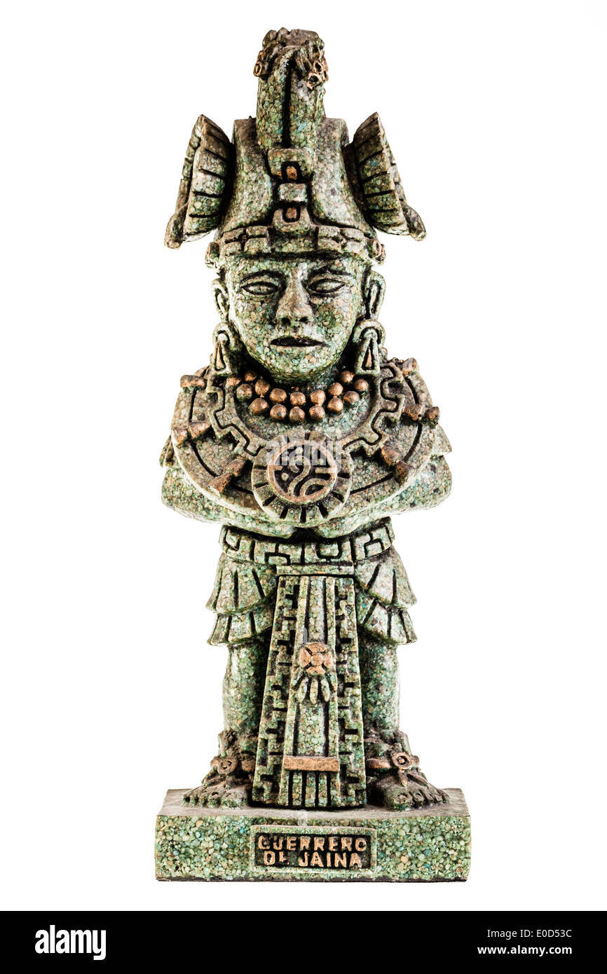 Une ancienne toltect, statuette isolated over a white background Banque D'Images