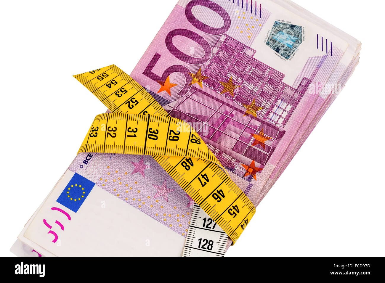 Les billets de banque et ruban à mesurer, photo symbolique pour les mesures d'économie, l'assainissement budgétaire et de contrôle, Geldscheine und Bandm Banque D'Images