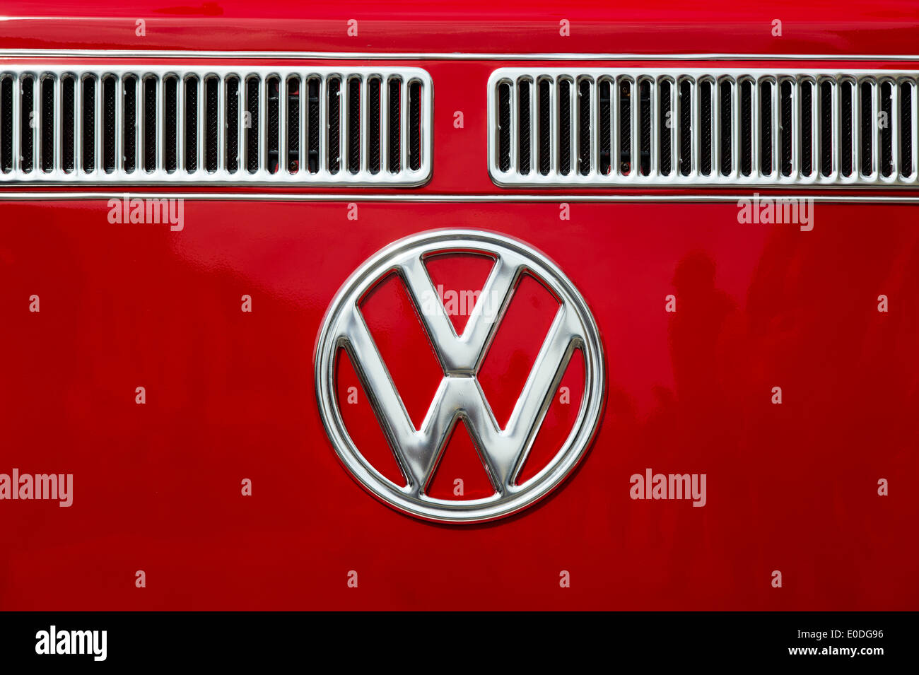 Chrome et rouge Volkswagen VW camper van Banque D'Images