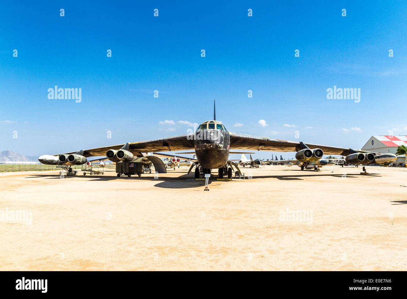 Un Boeing B-52D au Champ de Mars Le Musée de l'air à Riverside en Californie Banque D'Images