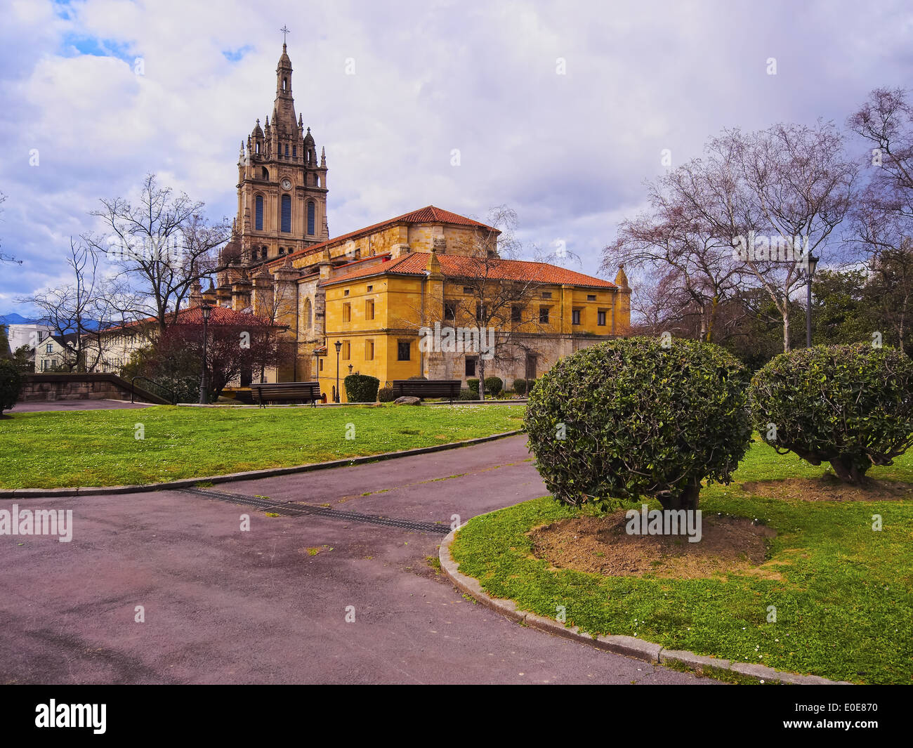 Basilica de Nuestra Senora de Begona - Basilique Begona à Bilbao, Biscaye, Pays Basque, Espagne Banque D'Images