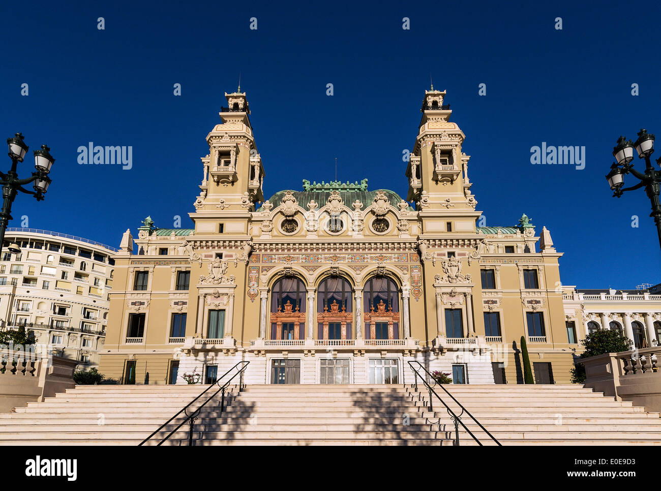 L'extérieur de la Salle Garnier de l'Opéra de MonteCarlo, Monaco Photo
