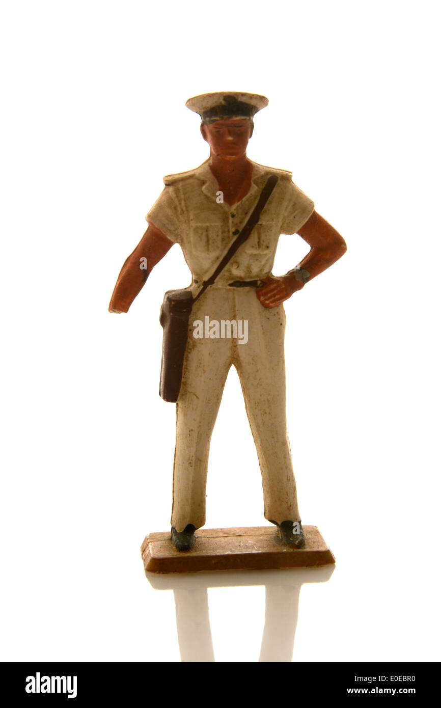 Figurine de soldat avec un bras cassé. Banque D'Images