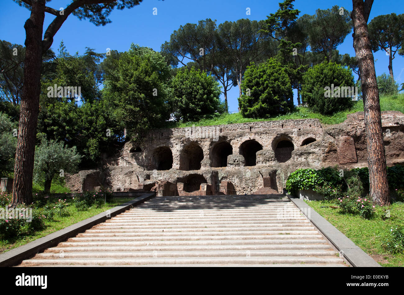 Palatinhügel zum Aufgang, Rom, Italie - Escaliers à Mont Palatin, Rome, Italie Banque D'Images