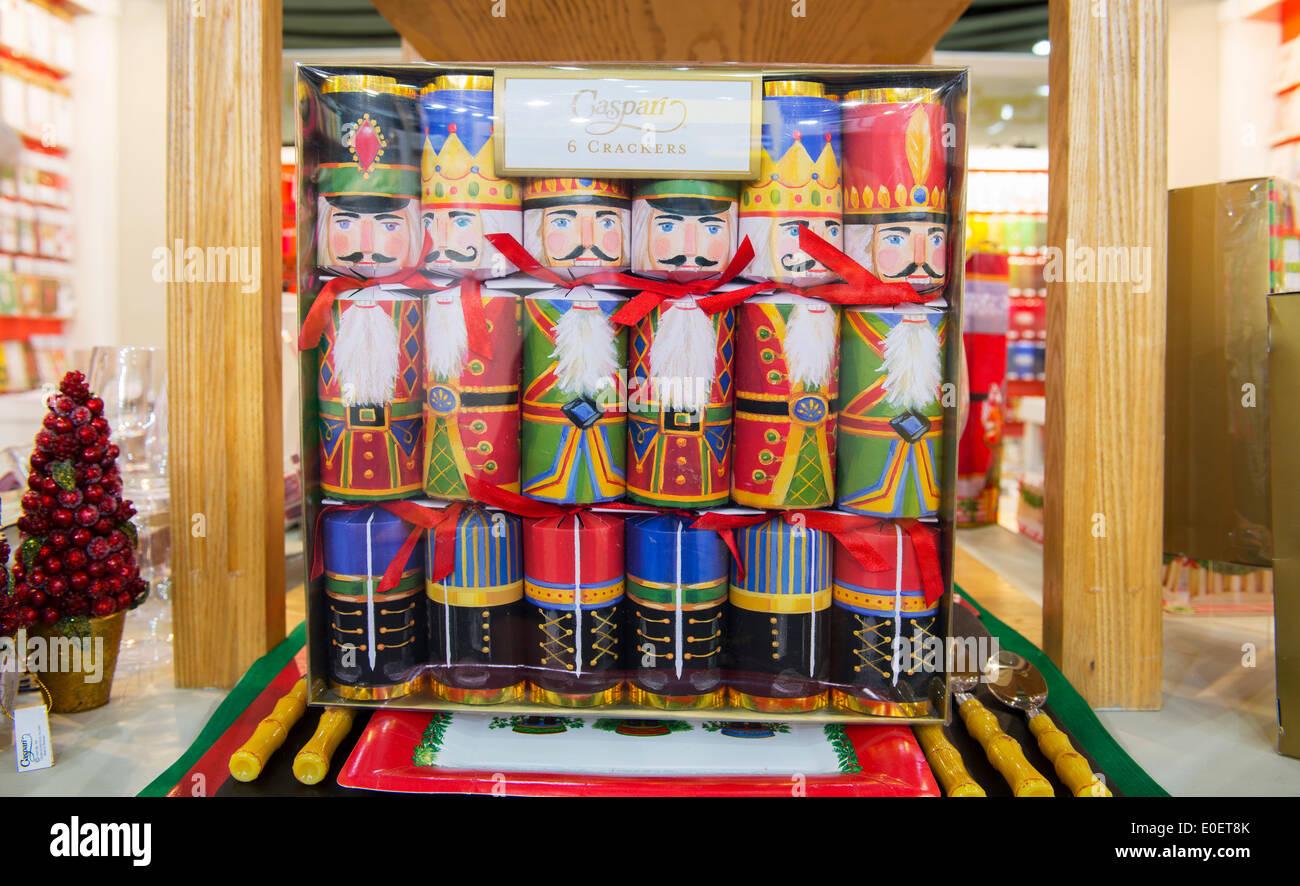 11.5.14. Earls Court, London UK. Pulse introduit de nouveaux produits et les tendances pour les détaillants. "Premier coup d'Œil" est le thème de 2014, fournissant ainsi aux acheteurs d'impulsion avec la possibilité d'être les premiers à découvrir jamais-avant-vu les produits, les tendances futures et les dernières informations du marché pour faire de votre magasin, y compris les biscuits de Noël figurative colorée Banque D'Images