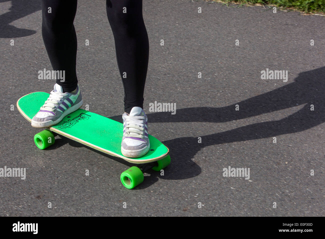 Man on skateboard Banque D'Images