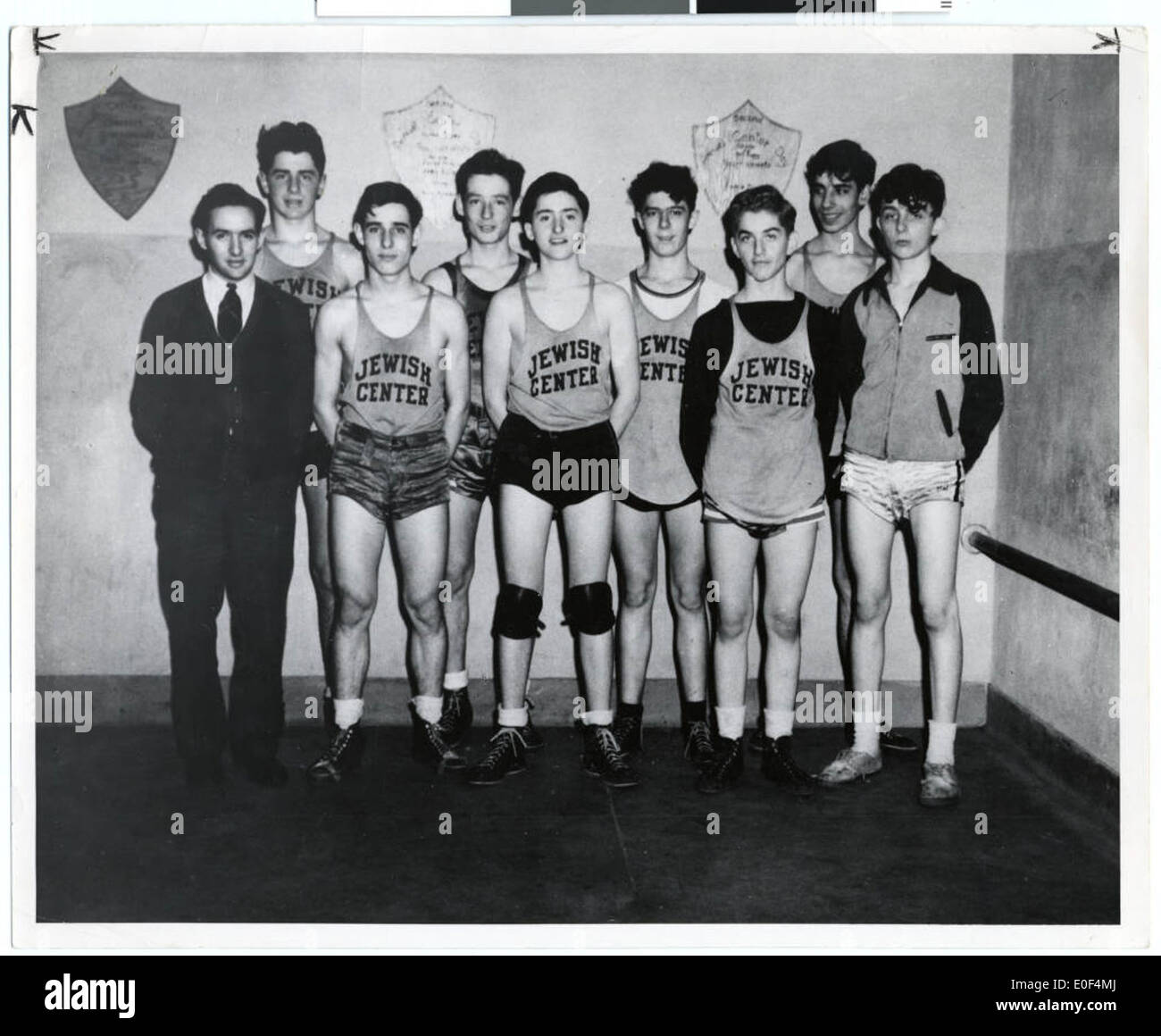 Les jeunes hommes de basket-ball au Jewish Educational Centre à Saint Paul Banque D'Images