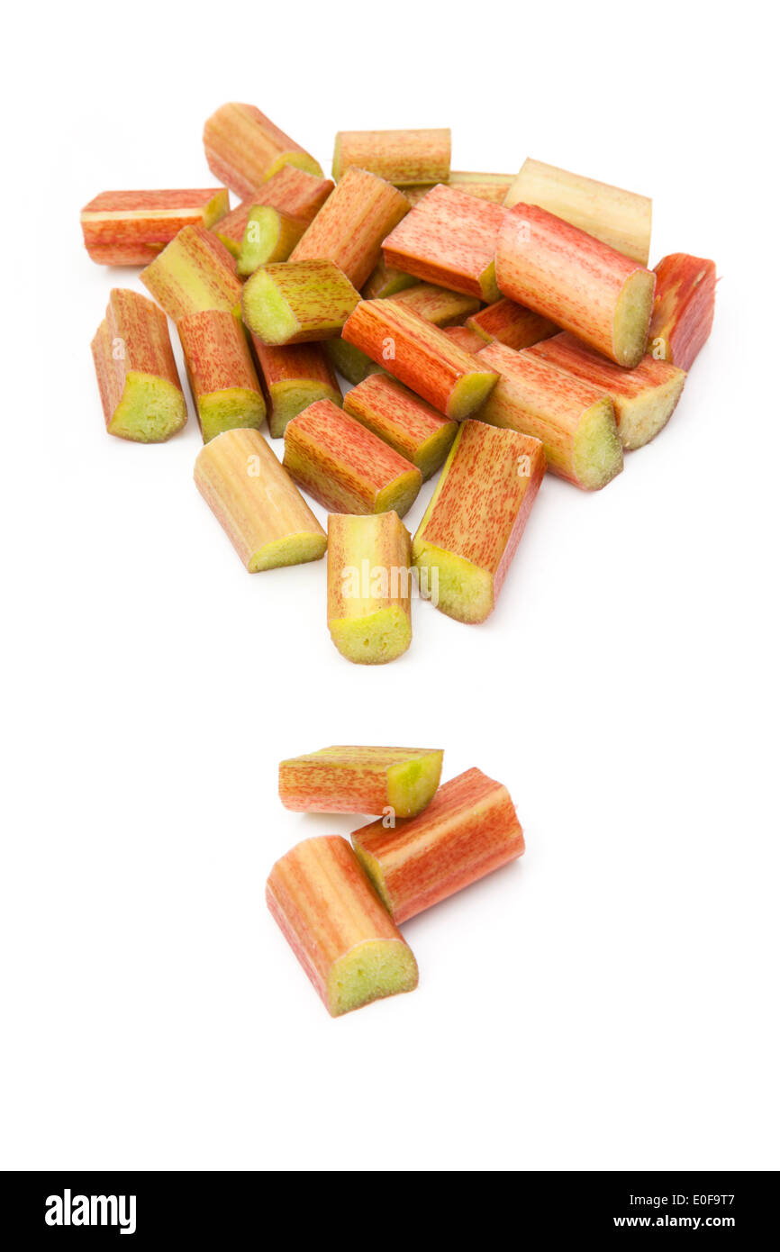 La rhubarbe crue isolated on a white background studio. Banque D'Images