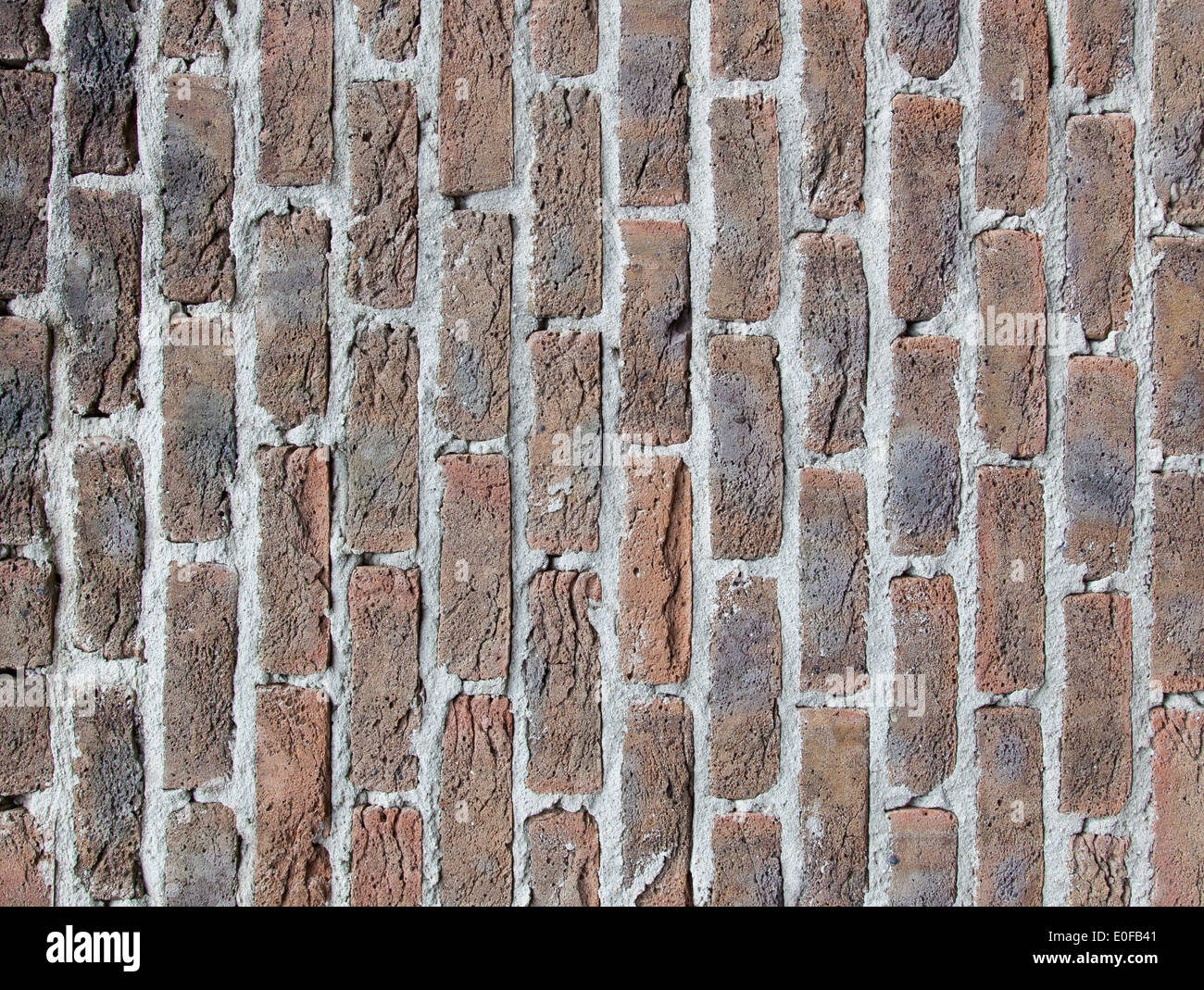 Très vieille brique rouge foncé wall texture Banque D'Images