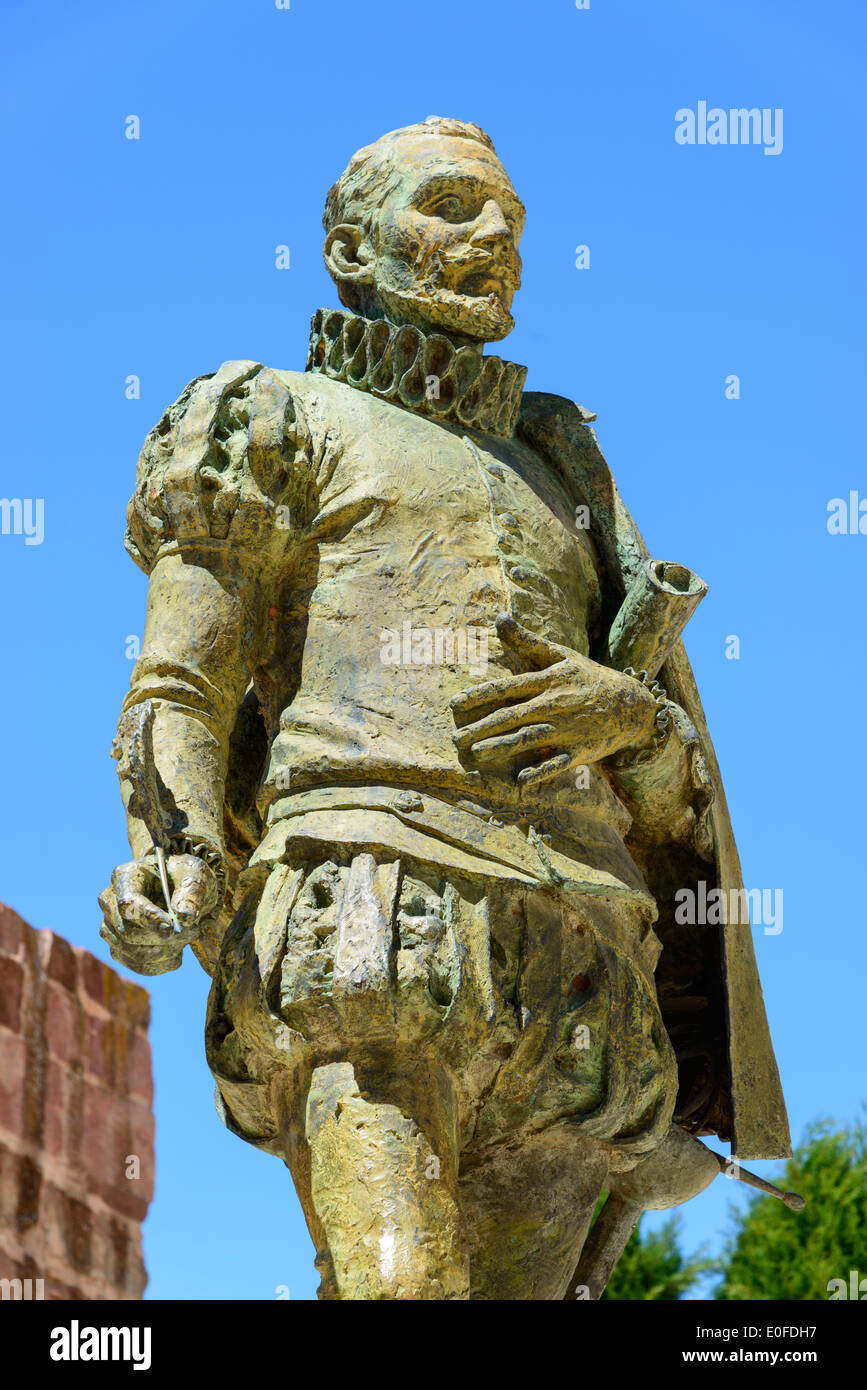 Miguel de Cervantes Saavedra statue à Alcázar de San Juan (Ciudad Real) Banque D'Images