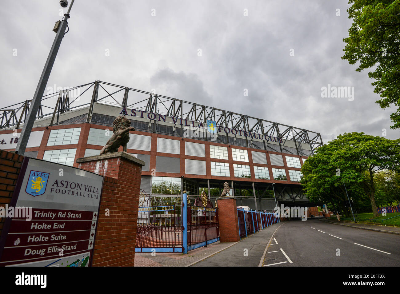 Aston Villa Football Club, Aston, Birmingham, UK. . 12 mai, 2014. Le club a été mis en vente par le propriétaire actuel. Crédit : Jamie Gray/Alamy Live News Banque D'Images