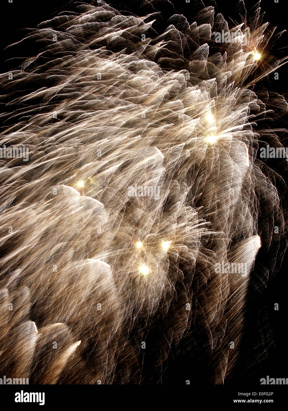 Irework explosifs pyrotechniques fireworks événement haut en couleur celecration la pyrotechnie spectacle Festival Québec, Canada Banque D'Images