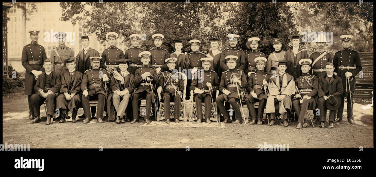 [Portrait de groupe du personnel du Collège militaire royal de Duntroon, ca. 1910] Banque D'Images