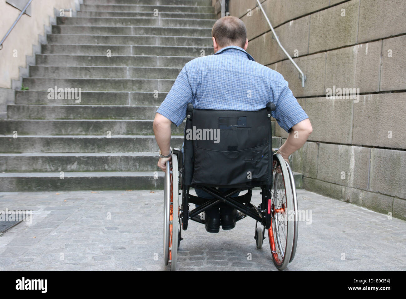 Fauteuil conducteur [], barrière, barrières, entraver, adapté pour les handicapés, pour les handicapés, de la santé publique, Banque D'Images