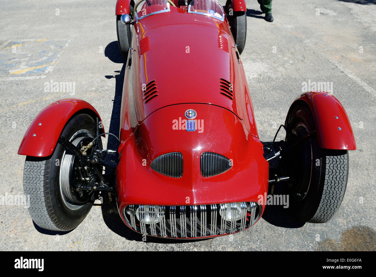 Avant d'une voiture de course Alfa Romeo classique Banque D'Images
