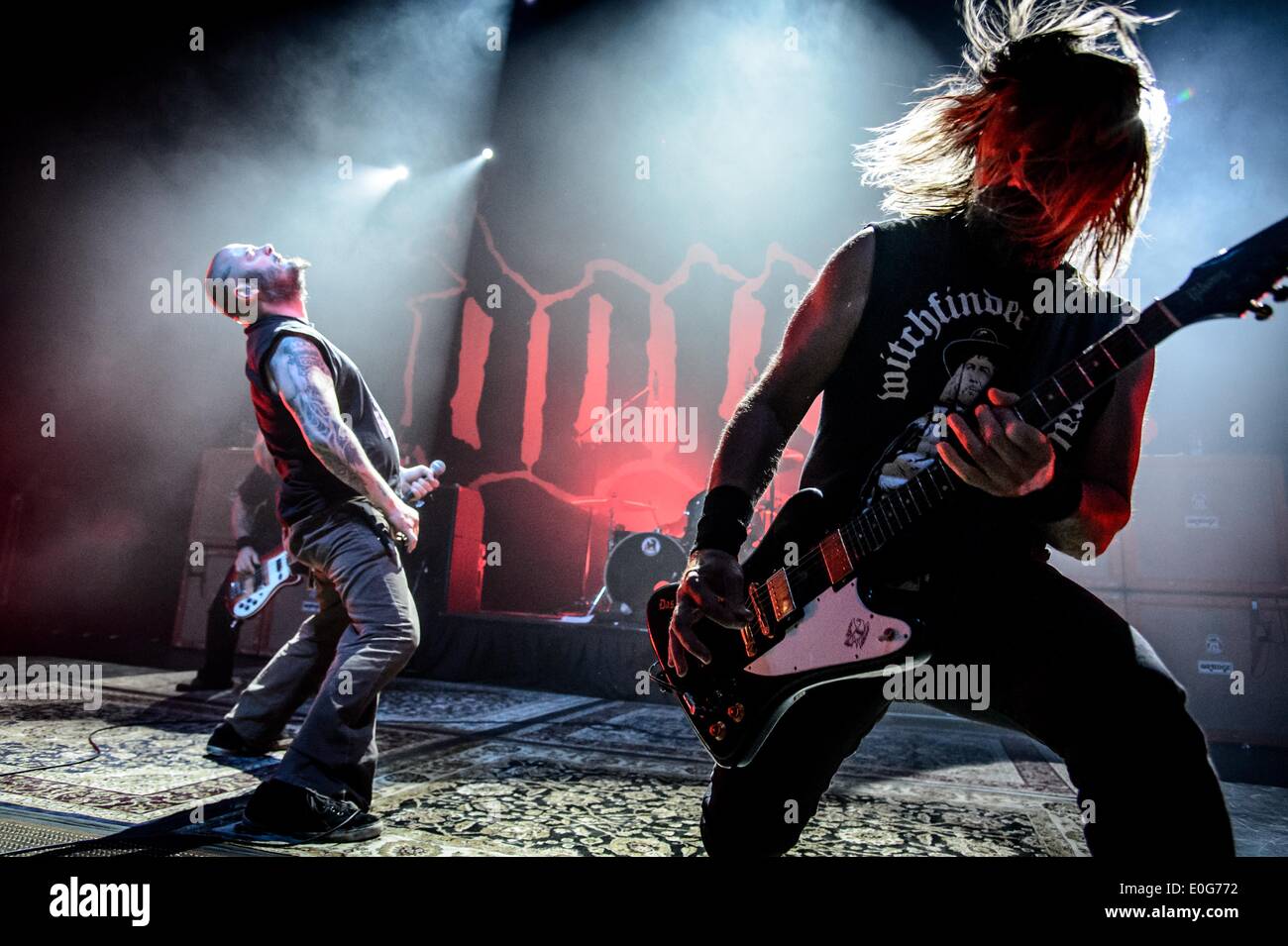 Toronto, Ontario, Canada. 12 mai, 2014. Le supergroupe de heavy metal américain 'Down' effectué au Danforth Music Hall à Toronto. Membres du groupe : Phil Anselmo, JIMMY BOWER, PEPPER KEENAN, PAT BRUDERS, Bobby LANDGRAF Crédit : Igor/Vidyashev ZUMAPRESS.com/Alamy Live News Banque D'Images