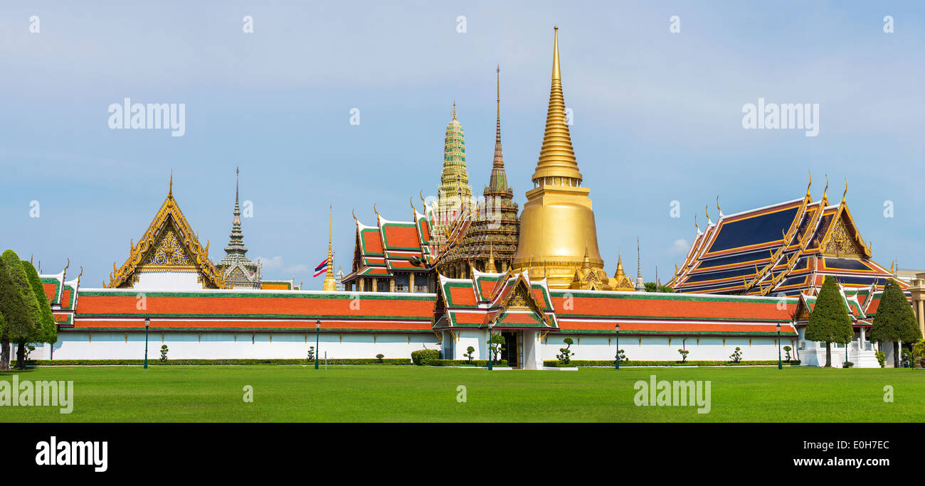 Le Grand Palais et le Temple du Bouddha d'Emeraude complexe dans Bangkok, Thaïlande Banque D'Images
