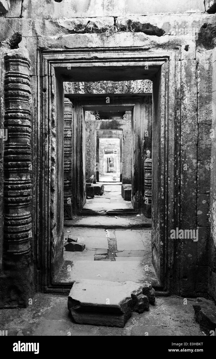 Couloir sans fin dans le Preah Khan Temple, Angkor, Cambodge Banque D'Images