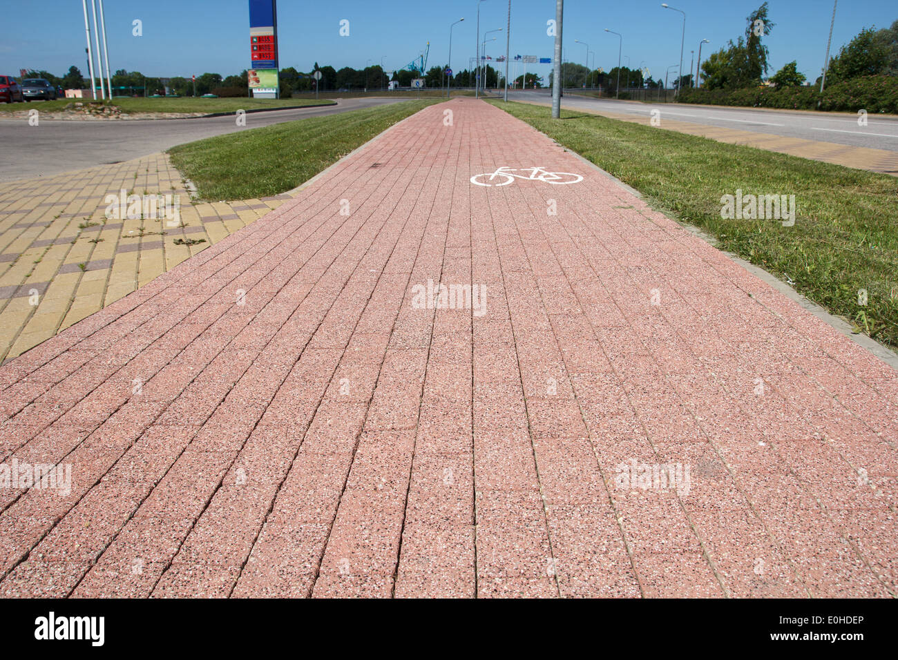 Piste cyclable pavée de briques Banque D'Images