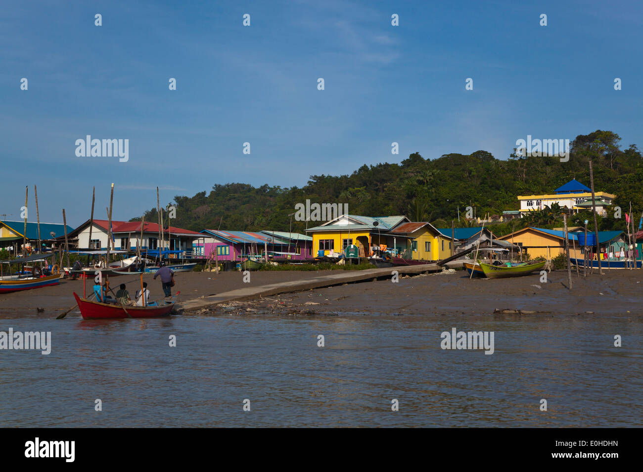 La rivière de BAKO est l'entrée de parc national de Bako est situé au Sarawak - Bornéo, Malaisie Banque D'Images