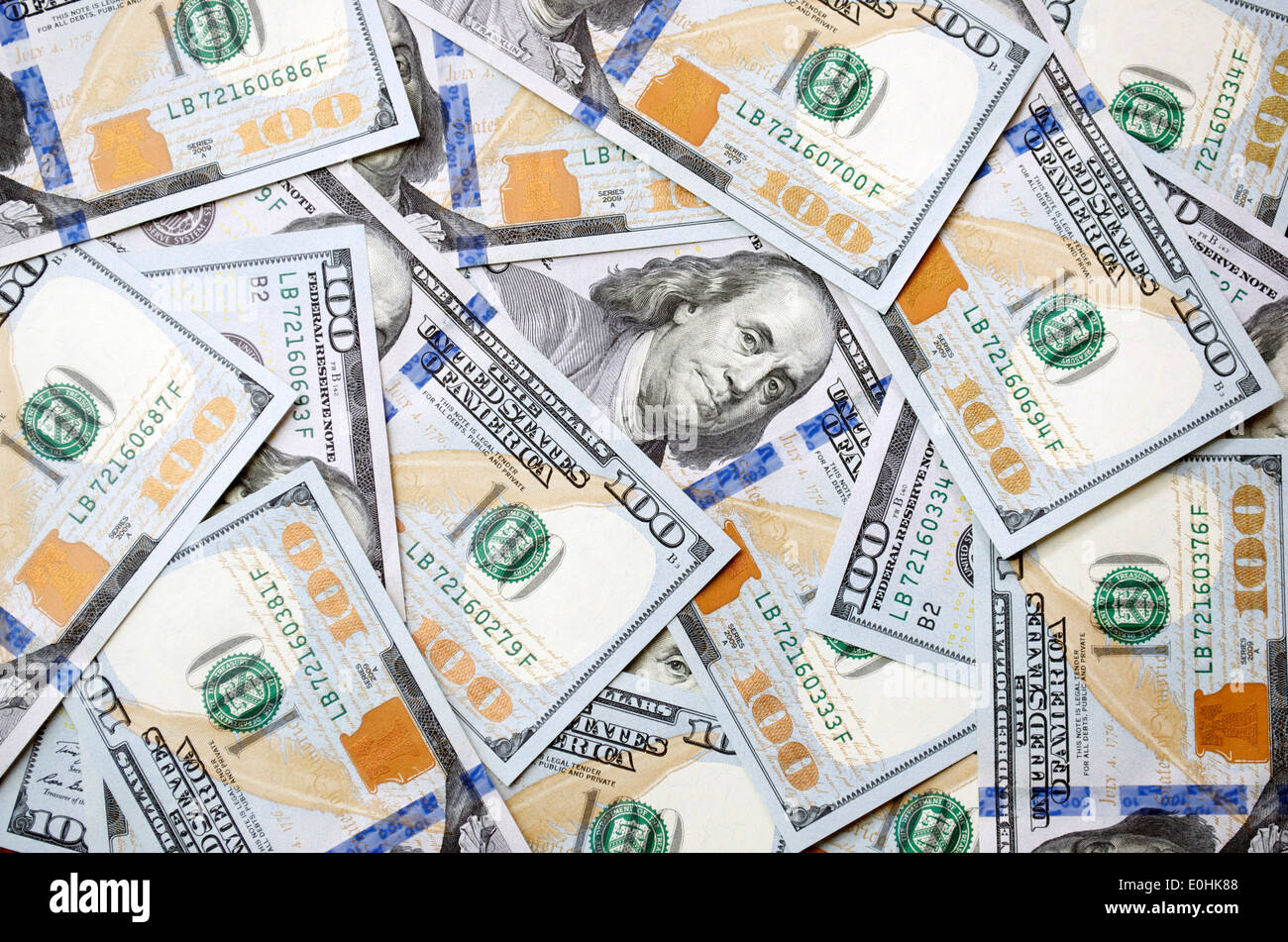 Collage de tout nouveau USA 100 dollar bills, doté d''une facture montrant Benjamin Franklin à Dour. Banque D'Images