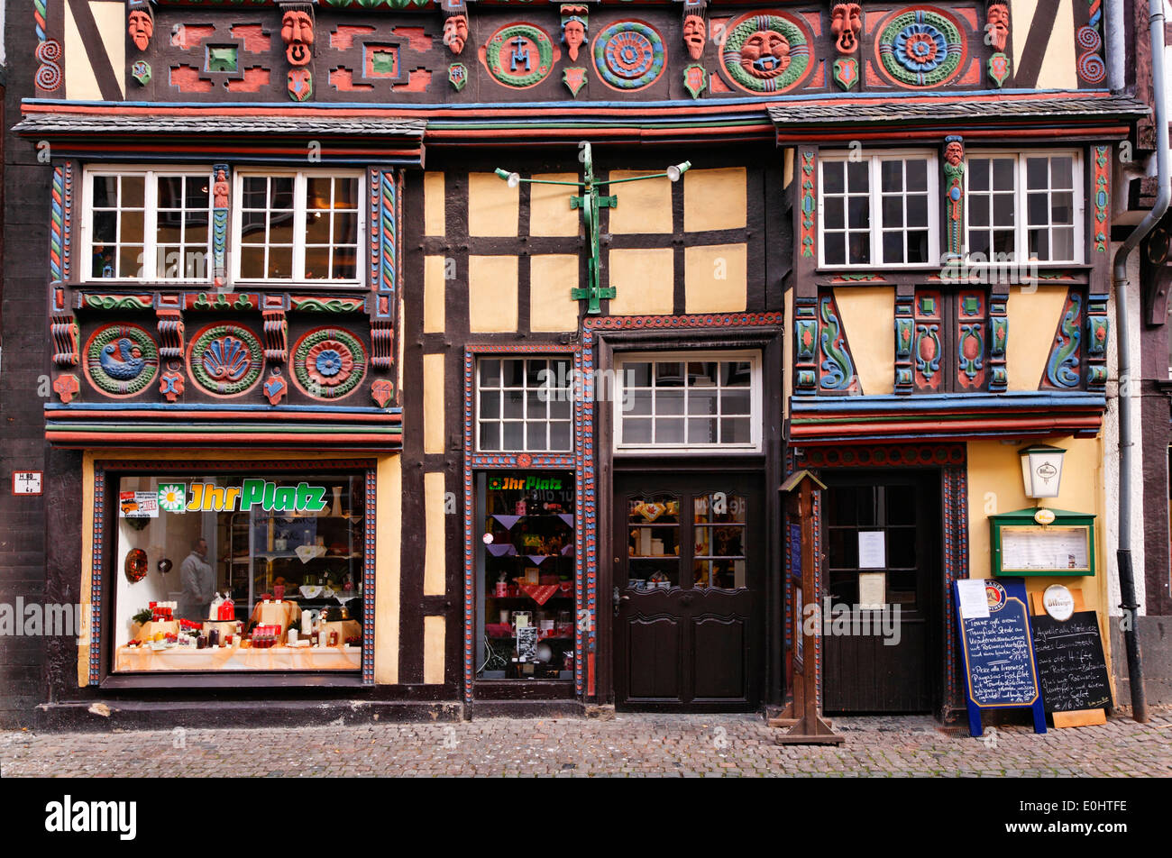 L'architecture de la vieille ville de Bad Münstereifel bâtiments bâtiment à colombages Allemagne half-timbered building maison maisons histor Banque D'Images