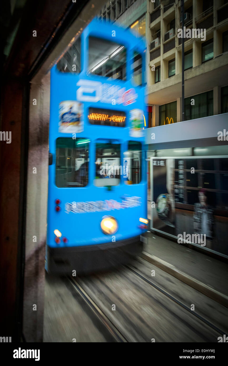 Les Trams à Sheung Wan à Hong Kong Banque D'Images