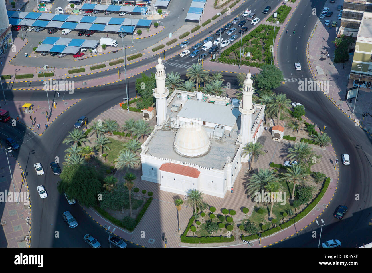 La péninsule arabe, le Koweït, centre-ville mosquée, elevated view Banque D'Images