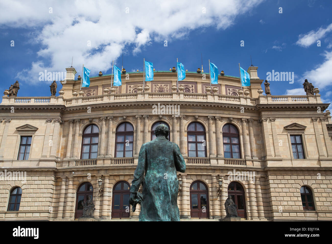 PRAGUE-Mai 12,2014 : Festival international de musique le Printemps de Prague, Prague Rudolfinum, musique auditorium et gallery Banque D'Images