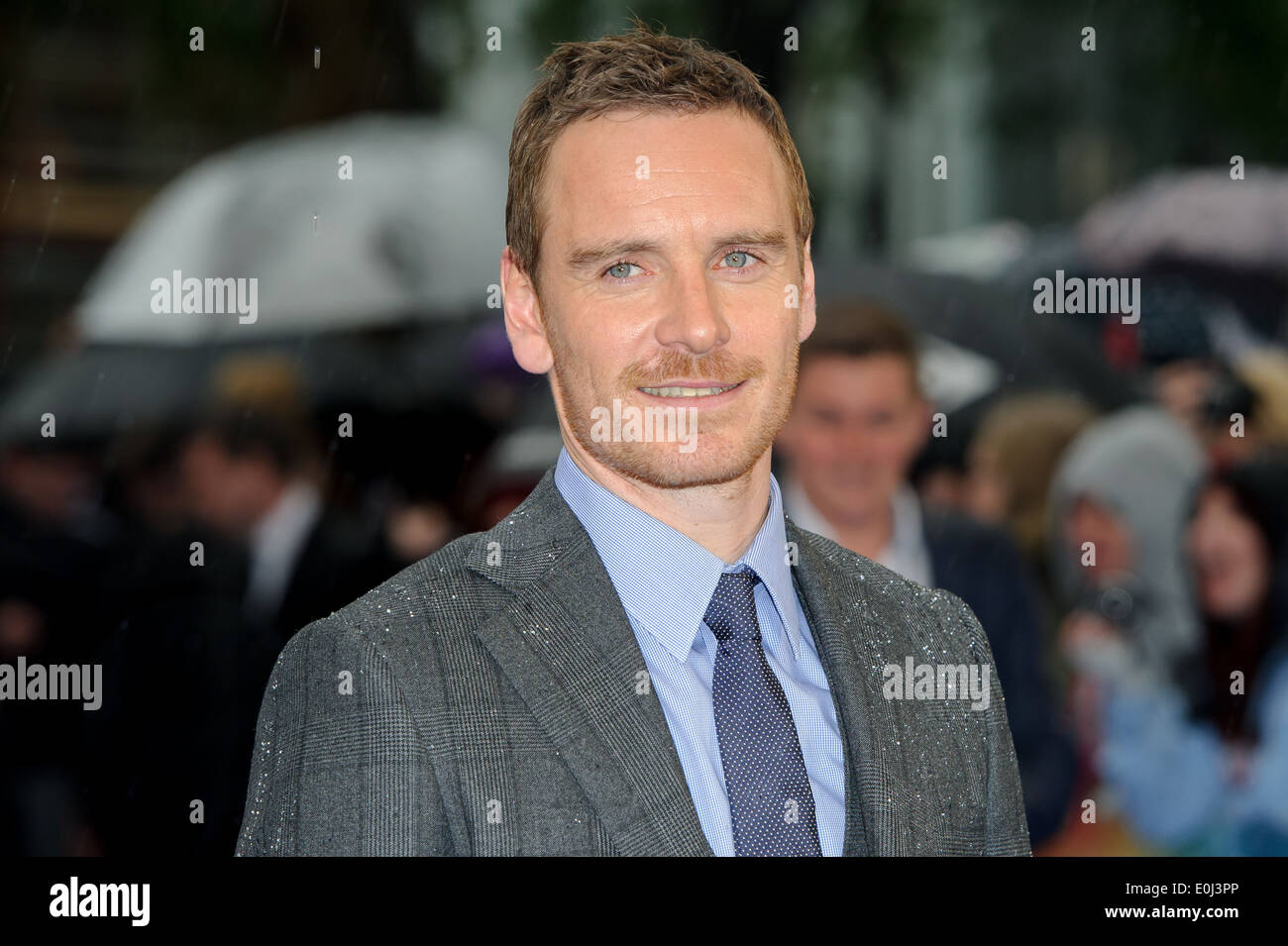 Michael Fassbender arrive pour le Royaume-Uni Première de X-Men Days of Future Past. Banque D'Images