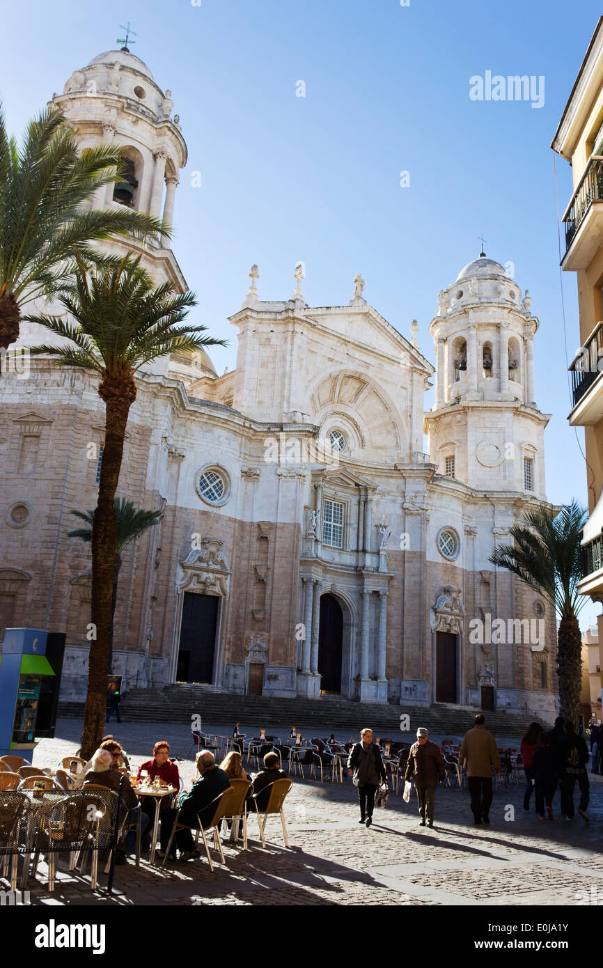 Cadix, Costa de la Luz, Andalousie, espagne. La Cathédrale. Catedral de Santa Cruz de Cadix. Banque D'Images